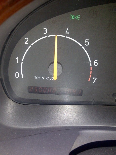 250k km saab 900.jpg