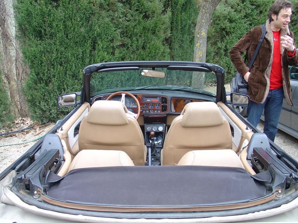 Cabrio de Salvador... por cierto, sigue en venta.