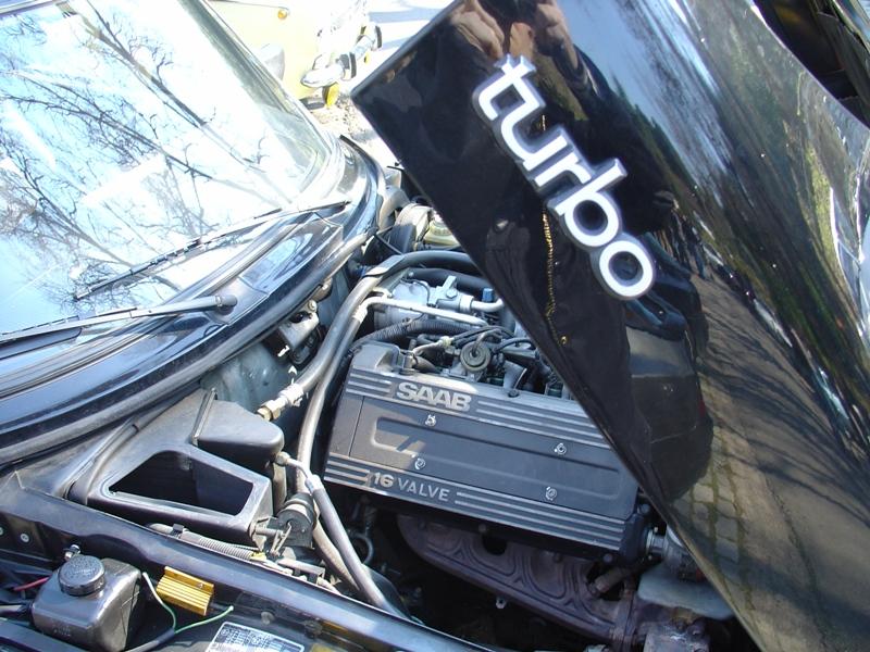 El 900Turbo de MaD desde un ángulo innovador.